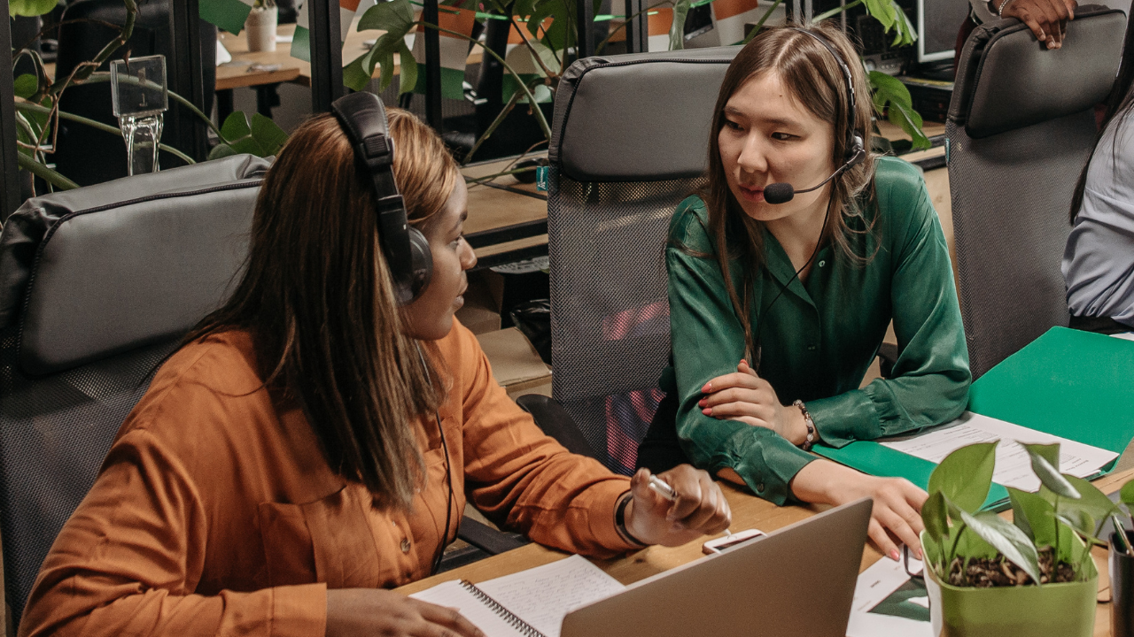 two women in customer support who discuss feedback